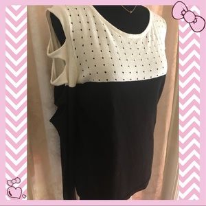 “Too Cool For School” NWT TOP🌟🌟🌟